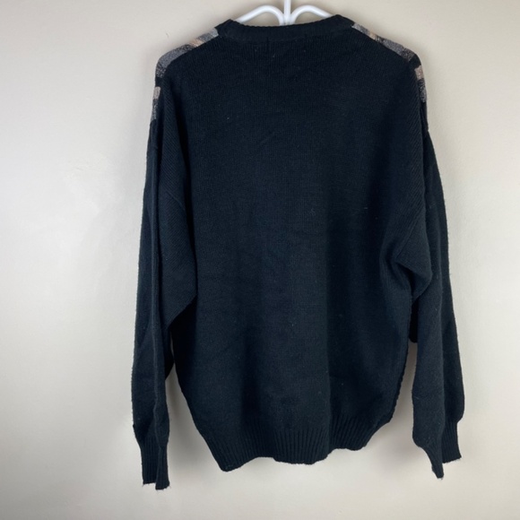 Men’s Coogi-like Gray and Black sweater - Picture 3 of 5